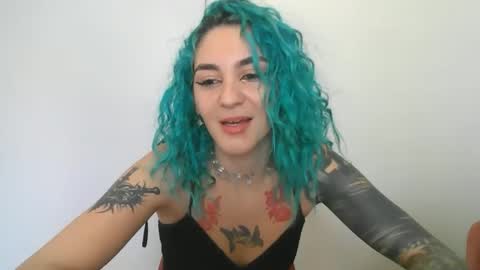 Snapshot of melaniefairy chatting on October 15, 6:19 pm Melanie online show from October 15, 6:19 pm