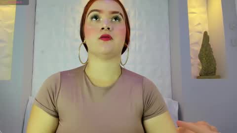 Snapshot of melanieklaus chatting on November 6, 11:22 am Melanie online show from November 6, 11:22 am