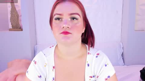 Snapshot of melanieklaus chatting on December 2, 11:26 am Melanie online show from December 2, 11:26 am