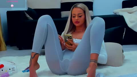 OF melanielexxx online show from January 6, 5:49 pm