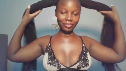 Snapshot of melanin_sassy96 chatting on January 14, 3:47 pm bad lil shawry online show from January 14, 3:47 pm