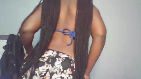 Snapshot of melanin_sassy96 chatting on January 26, 5:02 pm bad lil shawry online show from January 26, 5:02 pm