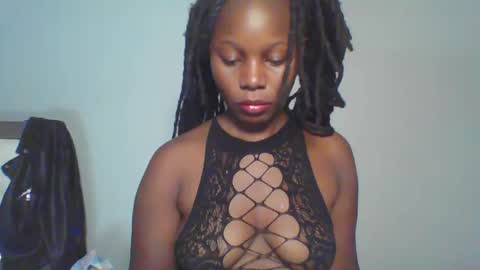 Snapshot of melanin_sassy96 chatting on January 29, 9:44 am bad lil shawry online show from January 29, 9:44 am