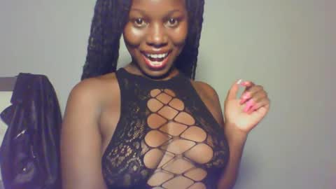 Snapshot of melanin_sassy96 chatting on January 29, 4:30 pm bad lil shawry online show from January 29, 4:30 pm