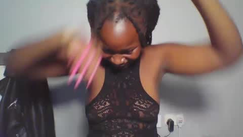 Snapshot of melanin_sassy96 chatting on January 30, 2:25 pm bad lil shawry online show from January 30, 2:25 pm