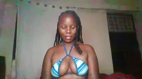 Snapshot of melanin_sassy96 chatting on February 20, 8:14 pm bad lil shawry online show from February 20, 8:14 pm