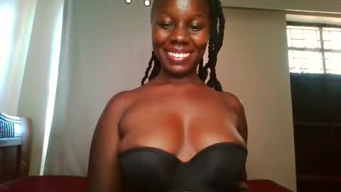 Snapshot of melanin_sassy96 chatting on March 1, 3:16 pm bad lil shawry online show from March 1, 3:16 pm
