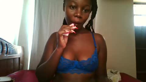 Snapshot of melanin_sassy96 chatting on March 4, 7:30 am bad lil shawry online show from March 4, 7:30 am