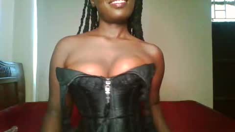 Snapshot of melanin_sassy96 chatting on March 9, 3:16 pm bad lil shawry online show from March 9, 3:16 pm