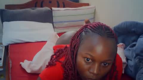 Snapshot of melanin_sassy96 chatting on October 30, 7:32 am bad lil shawry online show from October 30, 7:32 am