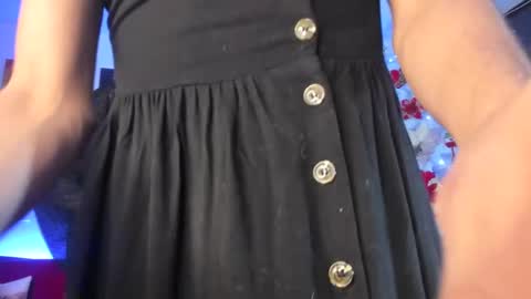 melannia_hills online show from January 8, 6:09 am