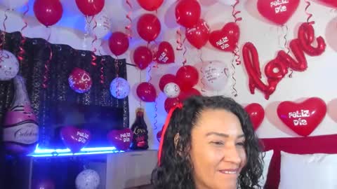 melannia_hills online show from February 14, 6:34 am