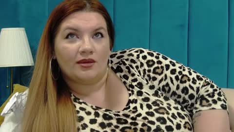 melanniebrown online show from February 3, 12:47 pm