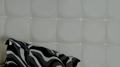 melanniebrown online show from February 13, 4:17 pm