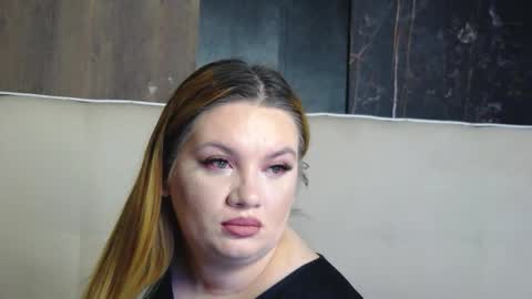 melanniebrown online show from January 15, 6:07 am