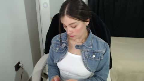 Melannie online show from January 7, 10:41 pm