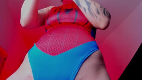 Snapshot of melanny_luv chatting on October 17, 9:28 pm MelanyLuv online show from October 17, 9:28 pm