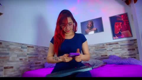 Melanny taylor online show from December 21, 1:46 am