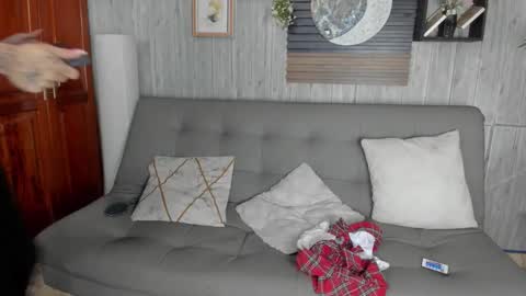 Melany online show from October 16, 2:40 pm