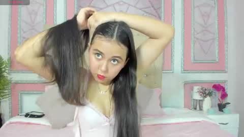 Snapshot of melany_blossom chatting on July 15, 11:04 am melany online show from July 15, 11:04 am