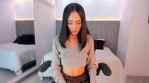 melany_hoffman online show from October 11, 9:24 pm