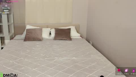 Snapshot of melany_jass chatting on February 24, 12:41 am Melany online show from February 24, 12:41 am