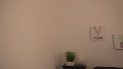 melany online show from December 5, 10:34 pm