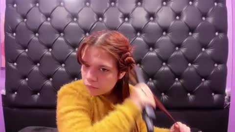 Snapshot of melanyanal_ chatting on September 29, 2:00 pm MelanyAnal online show from September 29, 2:00 pm
