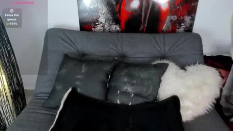 melany online show from November 27, 2:57 am