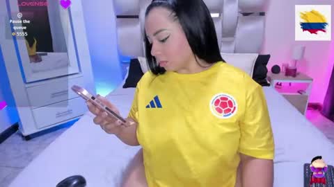 Snapshot of melanyshayk chatting on June 27, 10:59 pm Melany online show from June 27, 10:59 pm