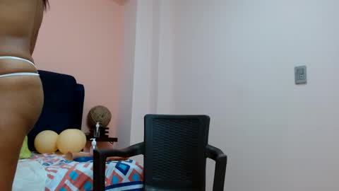 Melany online show from December 18, 7:52 pm