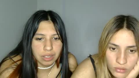 Snapshot of melatina chatting on July 16, 4:07 am Valentina y Melissa online show from July 16, 4:07 am