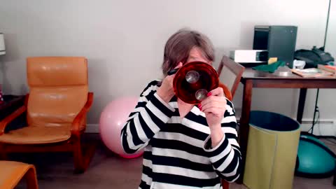 Snow Hobot online show from December 14, 7:47 am