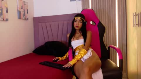 meli_peach online show from October 29, 7:48 pm