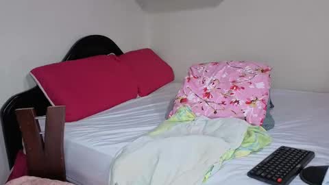 Snapshot of melihotxxx chatting on September 29, 2:44 pm melihotxxx online show from September 29, 2:44 pm