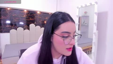  melisa online show from October 21, 6:30 pm