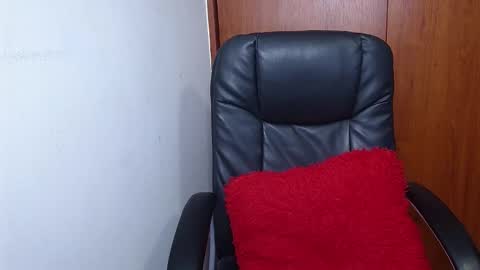 Snapshot of melika_sweet chatting on September 23, 4:54 pm eli online show from September 23, 4:54 pm