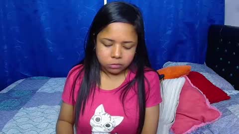 Snapshot of melika_sweet chatting on October 7, 6:38 pm eli online show from October 7, 6:38 pm