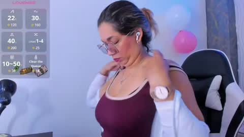 Melisa online show from April 10, 1:27 pm