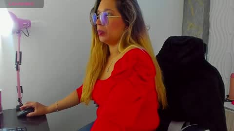 Melisa online show from April 22, 1:01 pm