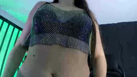 Melissa online show from December 22, 2:14 pm