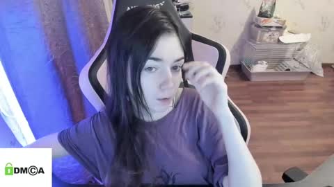 melisanilson online show from December 2, 2:31 am