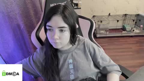 melisanilson online show from December 22, 4:50 am