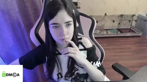 melisanilson online show from December 30, 12:00 am