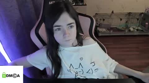 melisanilson online show from January 18, 3:20 am