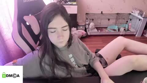 melisanilson online show from February 14, 9:13 am