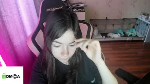 melisanilson online show from March 12, 7:46 am