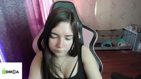 melisanilson online show from October 17, 5:54 am