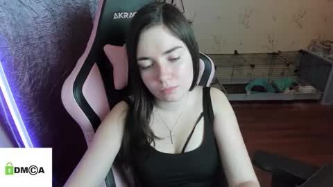 melisanilson online show from October 17, 9:28 pm