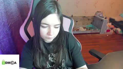 melisanilson online show from January 19, 5:55 am